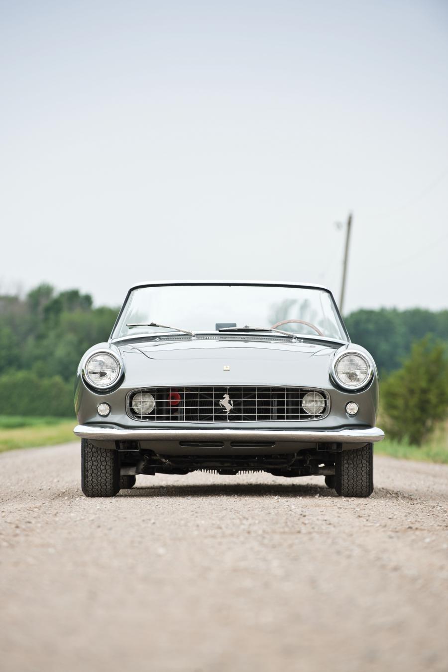  Ferrari 250 GT Cabriolet by Carrozzeria Pininfarina 1960 года  (фото 9 из 23)